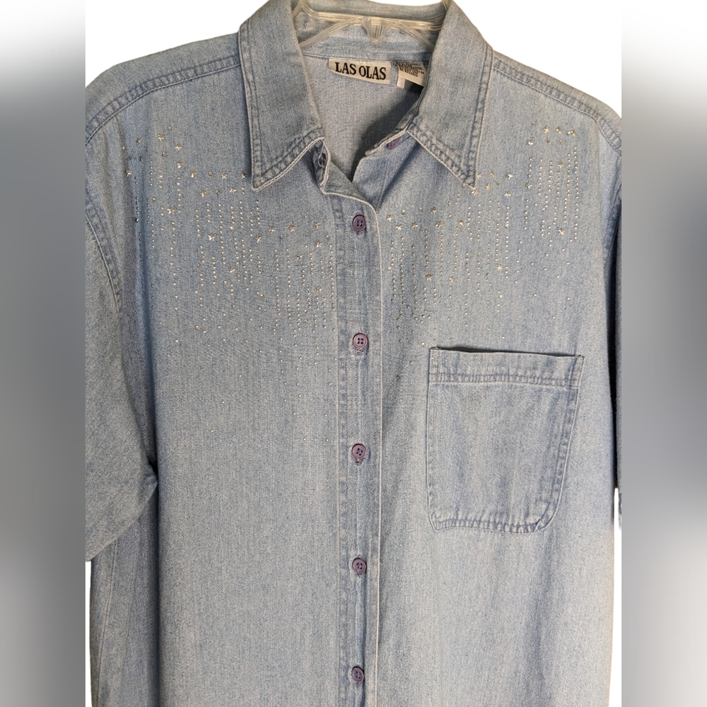 LAS OLAS denim look western/cowgirl button down shirt with rhinestones on front - Picture 2 of 14